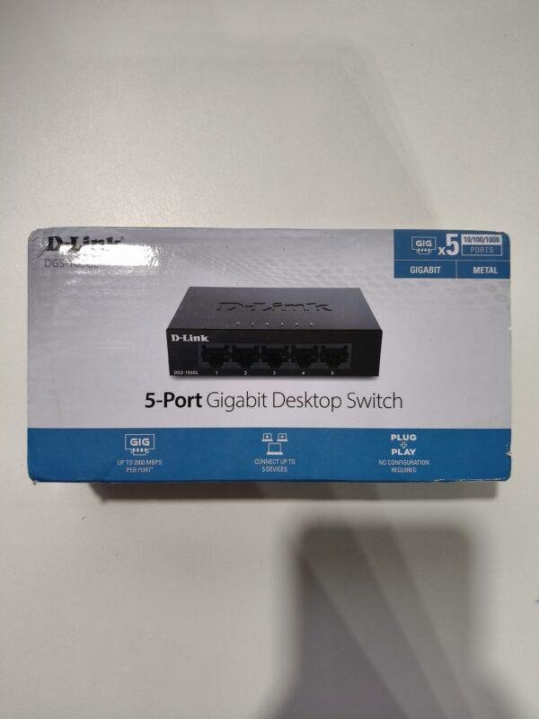 054 Switch D-Link Modelo DGS-105GL de 5 Puertos