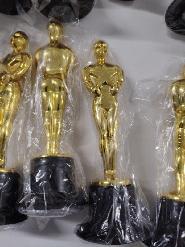 189 Miniaturas del Premio Oscar - Imagen 2
