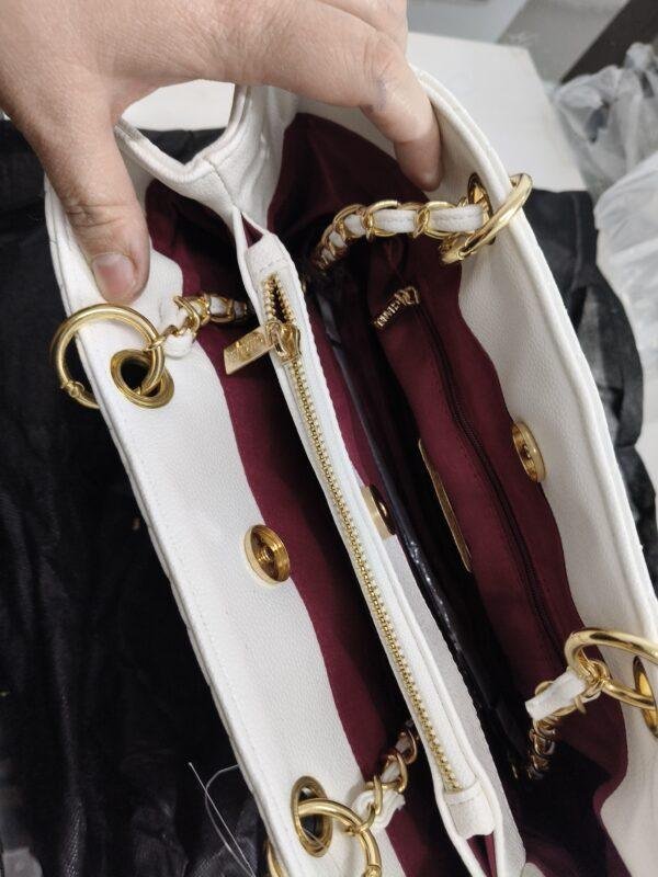 289 Cartera Chanel de Color Blanco - Imagen 3