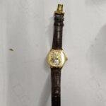 331 Reloj Dorado de León - Imagen 3