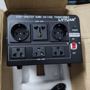 500 Transformador de Voltaje LVYUAN Modelo VTEU-5000