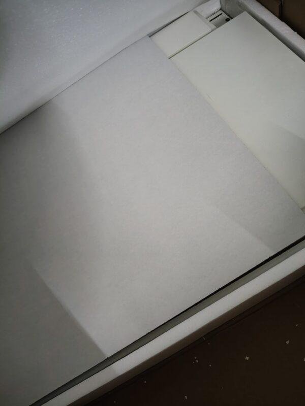 656 Mueble Tocador Marca Guanglai con Espejo y Luz LED - Imagen 2